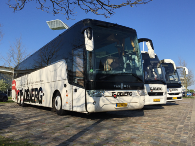 VIP kørsel - busser med konference udstyr, og optimal plads til at afholde møder undervejs.